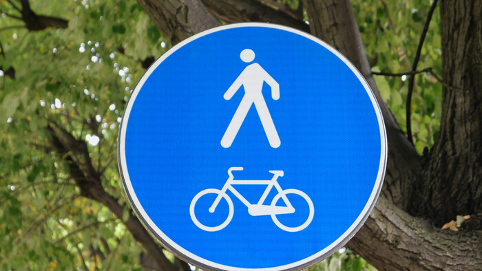 Bezpečnosť na cestách a meranie rýchlost