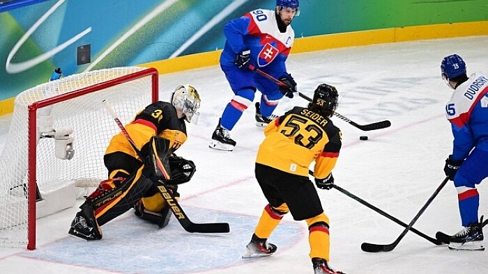 Slovakia Reach Olympic Ice Hockey Semi-Finals After 6–2 Win Over Germany