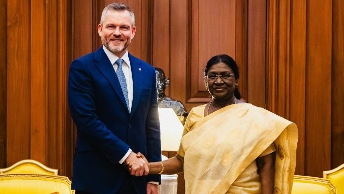 Pellegrini se reúne con la presidenta india Draupadi Murmu 