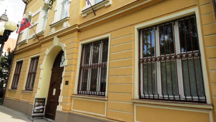 Výstava obrazov Jána Pirka Vo Vlastivednom múzeu v Galante