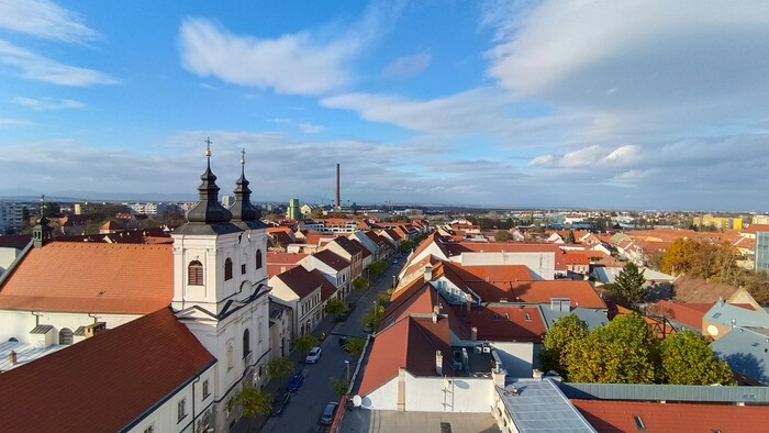 Komentovaná prehliadka Trnavy so sprievodcom Slavomírom Dzvoníkom