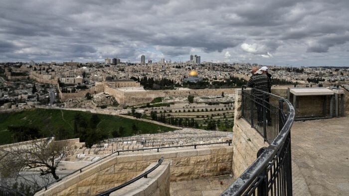 Evacúan al personal del Instituto Eslovaco en Jerusalén y de la embajada en Teherán