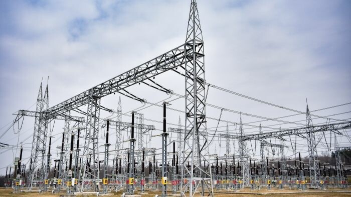 Según datos de SEPS, el suministro estándar de electricidad a Ucrania continúa fluyendo 