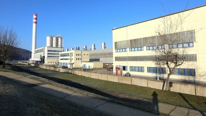 Celebran reunión de coordinación para la reanudación de la producción de aluminio en Slovalco 