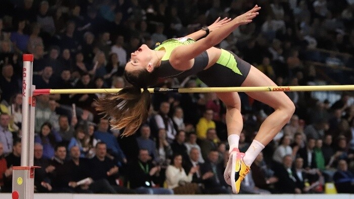 Zamyslenie / Skok do výšky