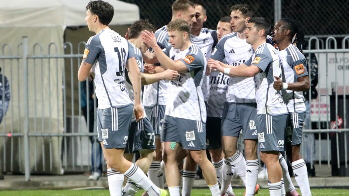 FUTBAL: Prvým semifinalistom Slovnaft Cupu je Podbrezová