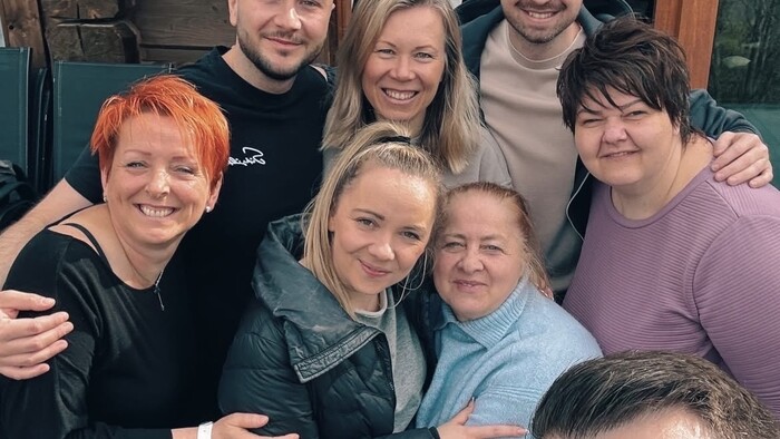 Súťažiaci-pečie-celé-slovensko-4-na-chate