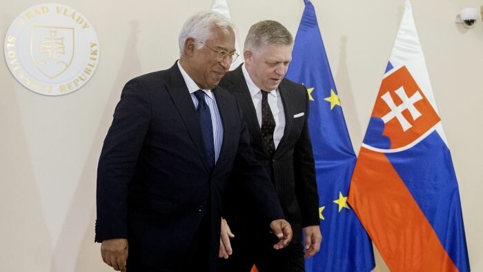 Primer ministro eslovaco conversa con el presidente del Consejo Europeo sobre la reanudación del flujo de petróleo 