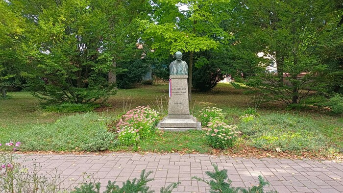 WhatsApp Image 2026-03-13 at 08.44.30 (2).jpeg