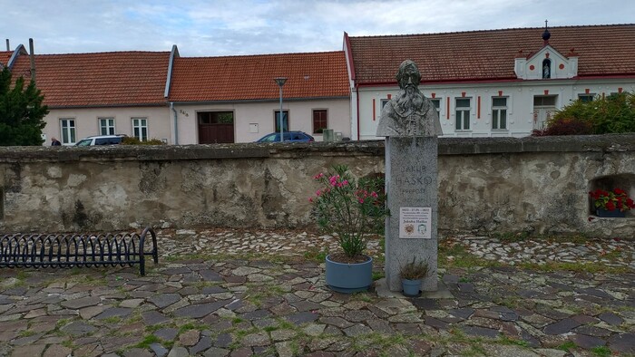 WhatsApp Image 2026-03-13 at 08.44.30 (4).jpeg