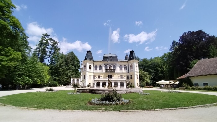 Betliar sa pýši aj veľkým parkom