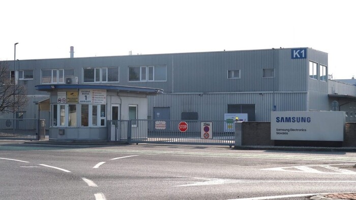 V areáli závodu Samsung vznikla kancelária úradu práce