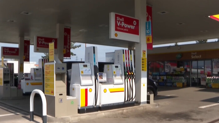 Ceny benzínu a nafty postupne stúpajú