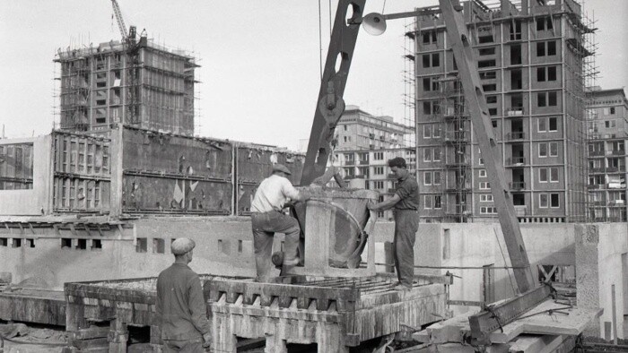 Socialistická Bratislava. Čo zastavilo odvážne projekty jej výstavby?