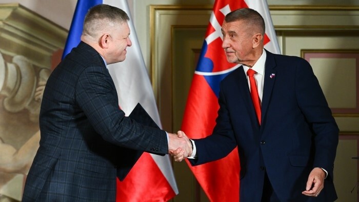 Slovak and Czech Premiers Sign Memorandum on Enhanced Cooperation
