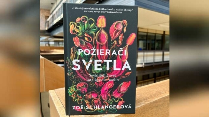 Zoe Schlanger: Požierači svetla