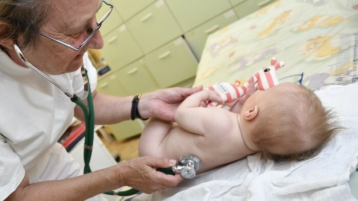 Obyvateľov SR opäť ubudlo