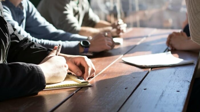 Radšej takto: Ukončiť poradu