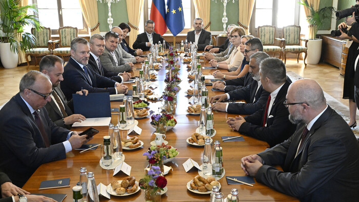 Budúcnosť okrúhlych stolov u prezidenta?