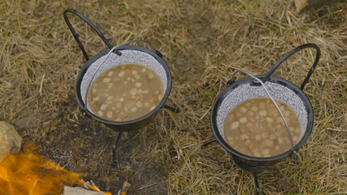 Cesnaková polievka s jahňacou slaninou