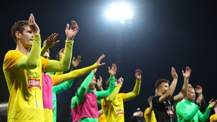 FUTBAL: Prvým finalistom futbalového Slovnaft cupu je Žilina