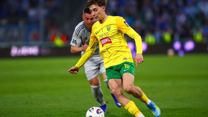 2026_04_18_fut_zil_slo_18209507_TASR.jpg