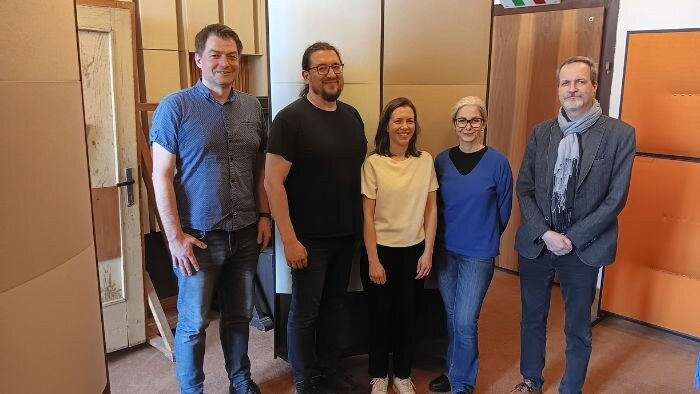 Kritikon: Umelá inteligencia vo vizuálnom umení