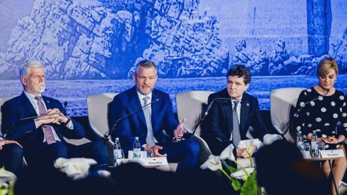 Staatspräsident hält Investitionen in die Vernetzung der Region für notwendig