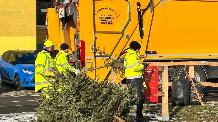 Los camiones de basura de Bratislava lucirán nuevos adhesivos interactivos de colores 