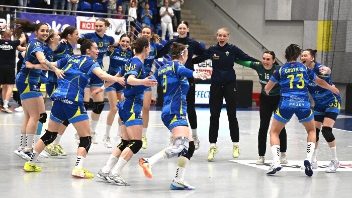 HÁDZANÁ: Hádzanárky Iuventy Michalovce majú titul