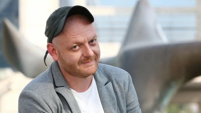 Herec Ľuboš Kostelný v Ráne na eFeMku