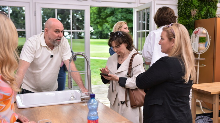 Martina-Flašíková-GR-STVR-nakrúcanie-pečie-celé-slovensko-6