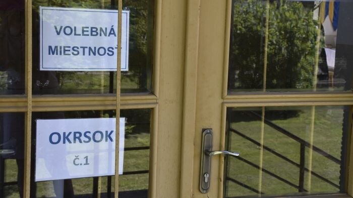 Na hlasovanie poštou zo zahraničia sa zaregistrovalo 8460 voličov