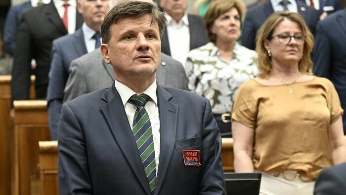 Posledná schôdza pred letom