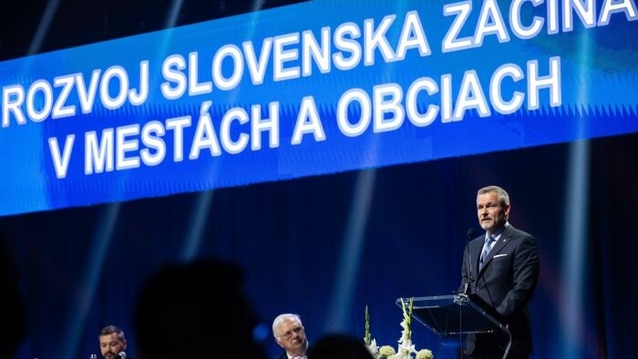Ústavní činitelia o reforme samospráv