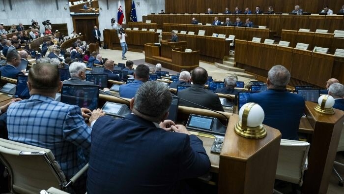 Délibérations parlementaires selon le nouveau règlement