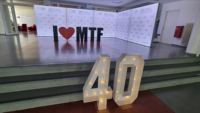 Materiálovotechnologická fakulta STU má 40 rokov