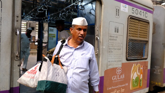 dabbawala vo vlaku  (1).JPG