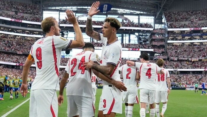 FUTBAL: Anglicko vstúpilo do turnaja s veľkou pompou