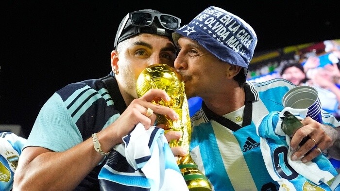 FUTBAL: Do turnaja vstúpili Argentína aj Francúzsko