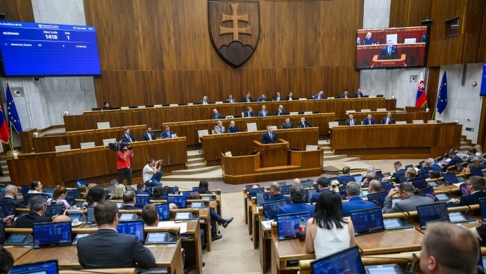 Slowakisches Parlament sprach Regierung Fico Vertrauen aus 