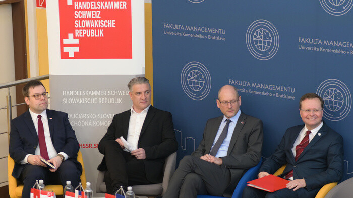 Schweizer Unternehmen in der Slowakei – Chancen, Potenzial, Erfahrungen: Schweizer Forum an der Comenius Uni Bratislava