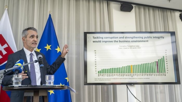 La OCDE recomienda a Eslovaquia eliminar el impuesto sobre las transacciones financieras y limitar prestaciones sociales