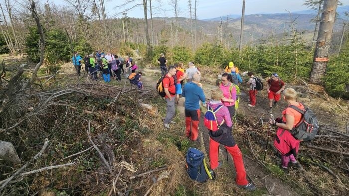 Dobrodružná expedícia DofE – študenti vymenili displeje za slovenské lesy