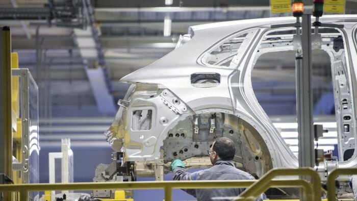 Bratislava môže prísť o Porsche Cayenne