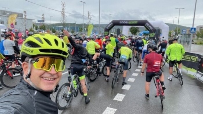 gregor-mareš-na-bicykli