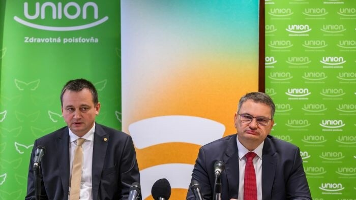 Zdravotné poisťovne sa spoja  