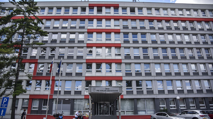 Rezort obrany nesúhlasí s rozhodnutím ÚVO