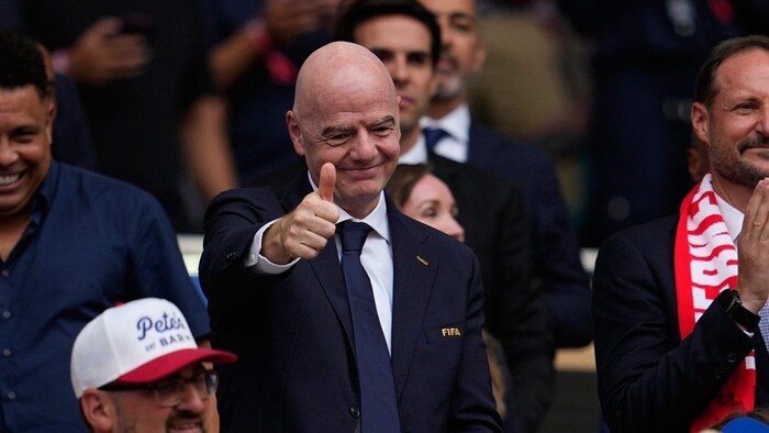 Šéf španielskej La Ligy obvinil FIFA z ničenia futbalového priemyslu. Gianniho Infantina vyzval na odstúpenie