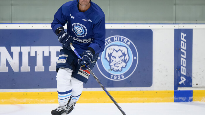 HOKEJ: Obranca Branislav Mezei nestarne